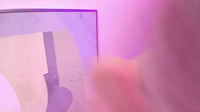 Babe_kiitty from StripChat is Freechat