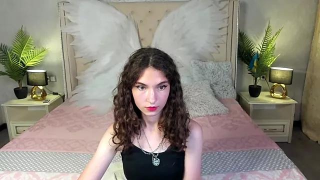 Check-out our cam rooms range and converse on a personal level with our delicious livecams streamers, showing off their spicy curves and toys.