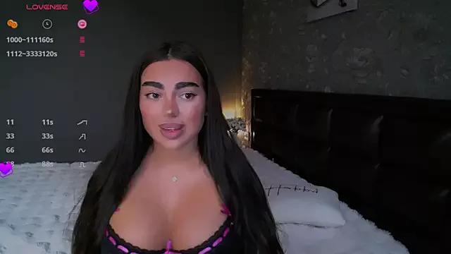 babyleilaa from StripChat is Freechat