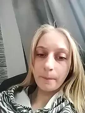 babyXlove from StripChat is Freechat