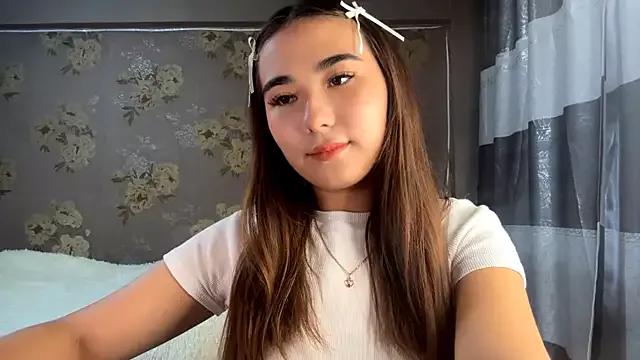 BahaiHeaven from StripChat is Freechat