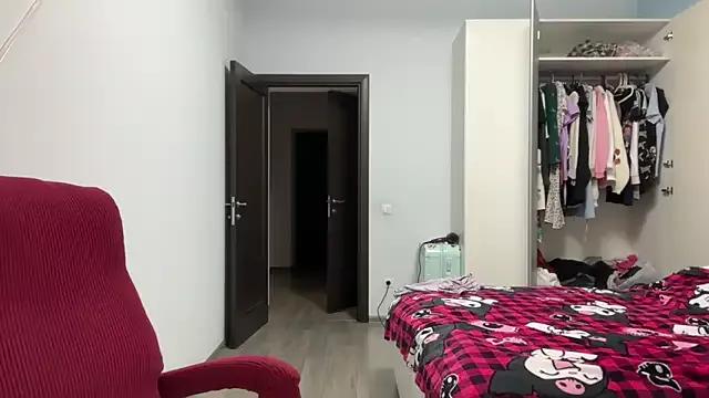 Check-out our cam rooms range and converse on a personal level with our delicious livecams streamers, showing off their spicy curves and toys.
