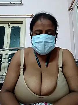 Barna_Love from StripChat is Freechat