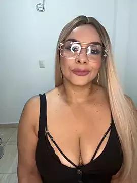 Check-out our cam rooms range and converse on a personal level with our delicious livecams streamers, showing off their spicy curves and toys.