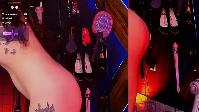 Check-out our cam rooms range and converse on a personal level with our delicious livecams streamers, showing off their spicy curves and toys.