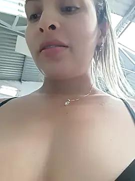 Belinda-Naughty from StripChat is Freechat