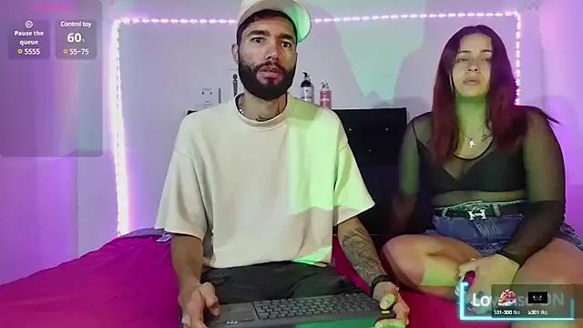 BenjaminAndMolly from StripChat is Freechat