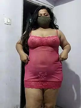 BigAssSarah from StripChat is Freechat