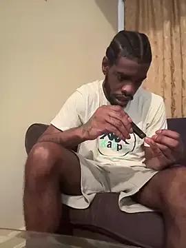BigBDMari from StripChat is Freechat