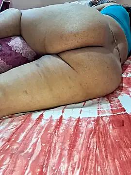 BigBooty0143 from StripChat is Freechat