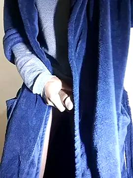 BigD_Mikee from StripChat is Freechat