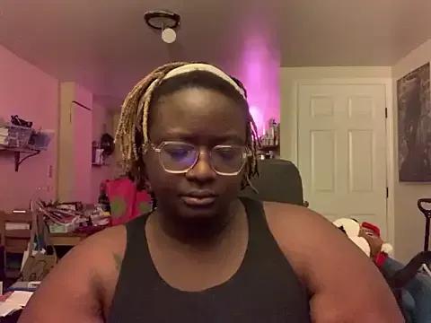 BigKittyRaven from StripChat is Freechat