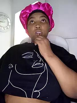 BigMommy25 from StripChat is Freechat