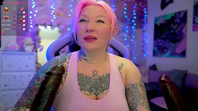 Check-out our cam rooms range and converse on a personal level with our delicious livecams streamers, showing off their spicy curves and toys.