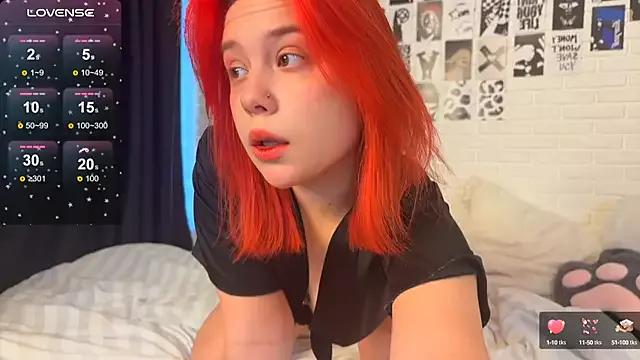 Check-out our cam rooms range and converse on a personal level with our delicious livecams streamers, showing off their spicy curves and toys.