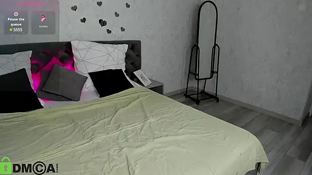 Check-out our cam rooms range and converse on a personal level with our delicious livecams streamers, showing off their spicy curves and toys.