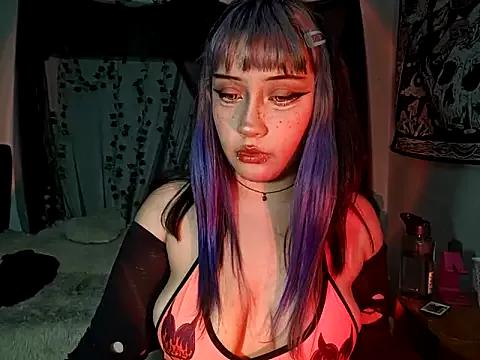 blue_katt from StripChat is Freechat