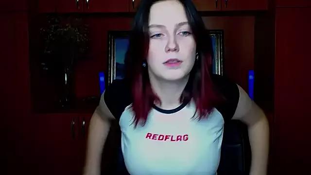 BlueberryDi from StripChat is Freechat