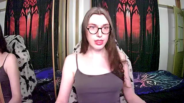 bluerose00 from StripChat is Freechat
