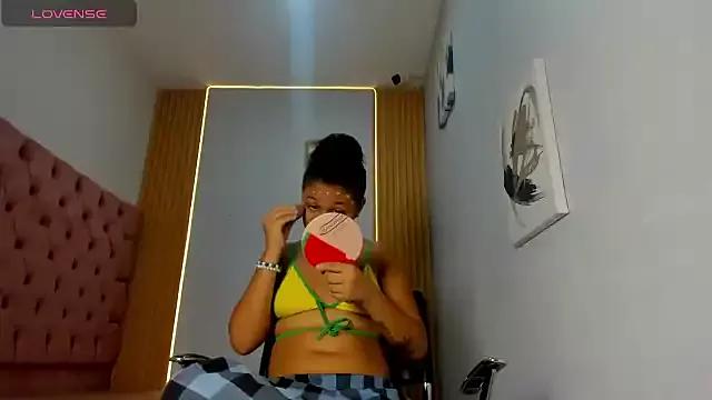 BluevenusX from StripChat is Freechat