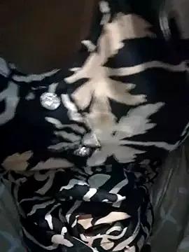 Bombay-Queen from StripChat is Freechat