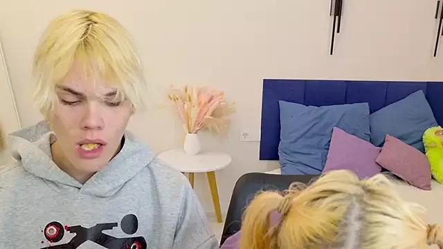 Check-out our cam rooms range and converse on a personal level with our delicious livecams streamers, showing off their spicy curves and toys.