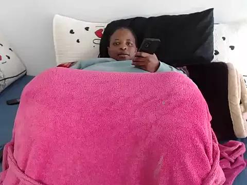BootyDiva5 from StripChat is Freechat