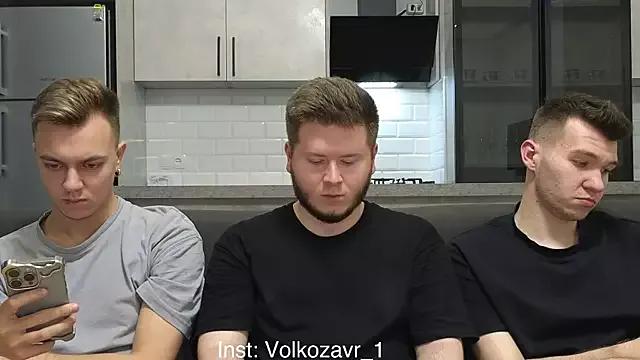 Check-out our cam rooms range and converse on a personal level with our delicious livecams streamers, showing off their spicy curves and toys.