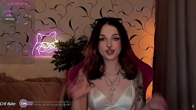 Check-out our cam rooms range and converse on a personal level with our delicious livecams streamers, showing off their spicy curves and toys.