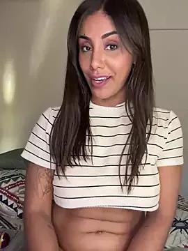 Brownfitbabyy from StripChat is Freechat