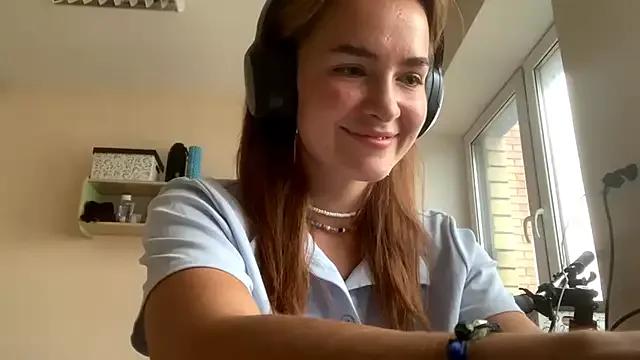 BunnyTiedeman from StripChat is Freechat