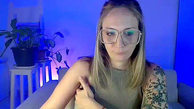 CabledHeredity from StripChat is Freechat