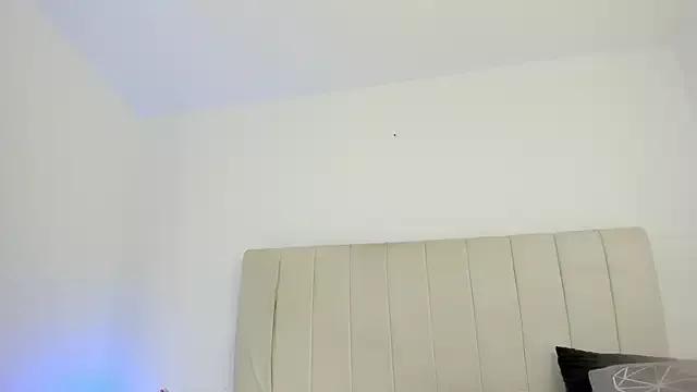 camilaadamss from StripChat is Freechat