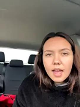 CamillaHessel from StripChat is Freechat