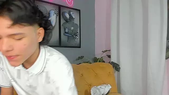 Check-out our cam rooms range and converse on a personal level with our delicious livecams streamers, showing off their spicy curves and toys.