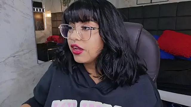 Camimiler from StripChat is Freechat