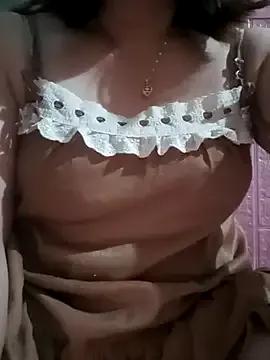 Candy-bae from StripChat is Freechat