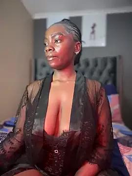 Candy-Heart from StripChat is Freechat