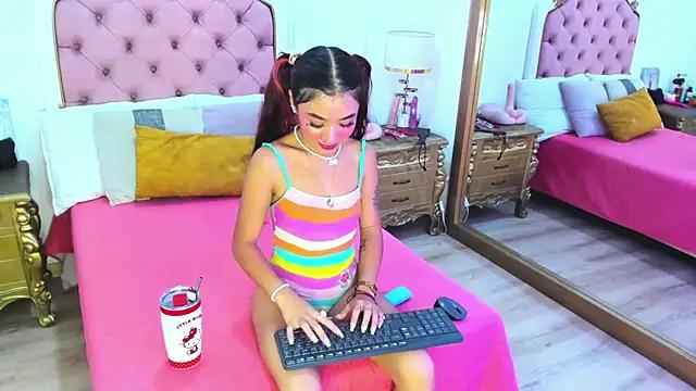 Check-out our cam rooms range and converse on a personal level with our delicious livecams streamers, showing off their spicy curves and toys.