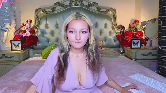 Candylyly_ from StripChat is Freechat