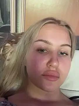 CandyVice from StripChat is Freechat