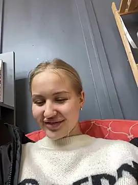 CandyVice from StripChat is Freechat