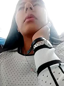 CarlaAlvez from StripChat is Freechat