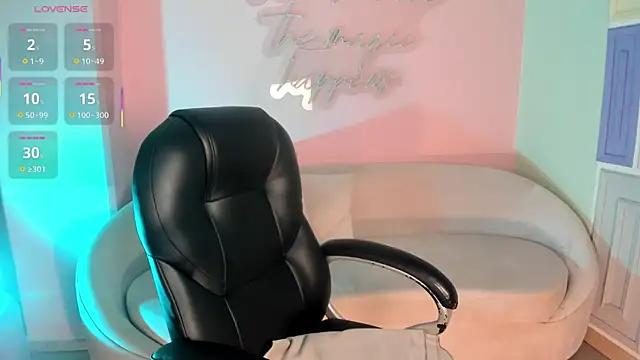Check-out our cam rooms range and converse on a personal level with our delicious livecams streamers, showing off their spicy curves and toys.