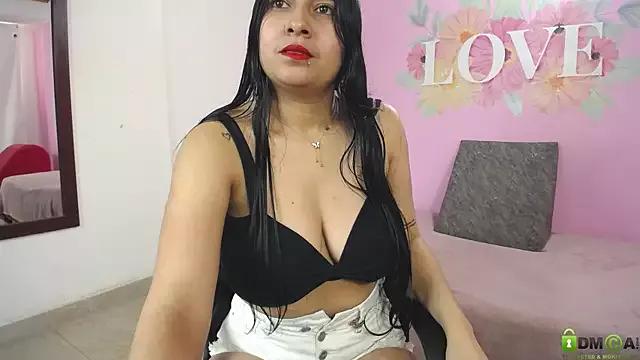 caroline_blake01 from StripChat is Freechat
