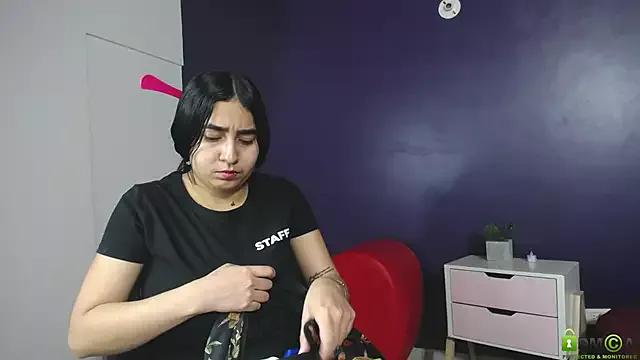 caroline_blake01 from StripChat is Freechat