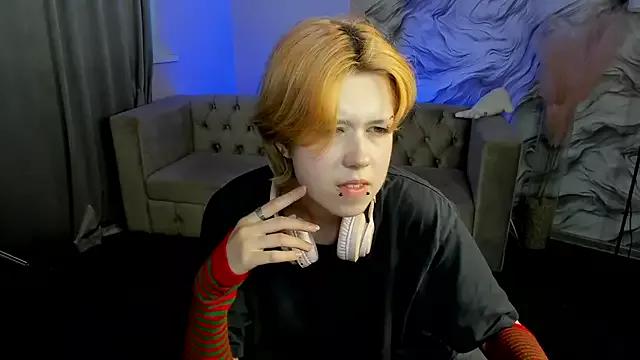 CarolineRichter from StripChat is Freechat