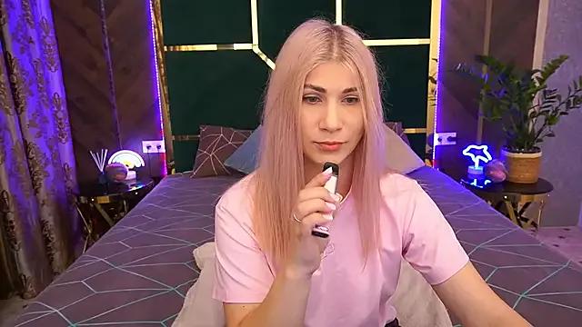 CassandraGood from StripChat is Freechat