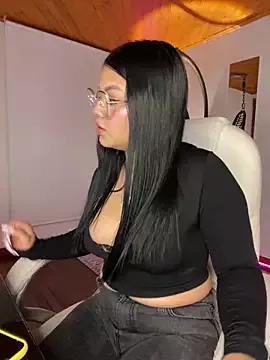 Catalina18_pink from StripChat is Freechat