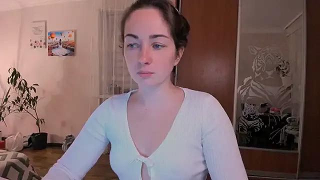 cClandesTina from StripChat is Freechat